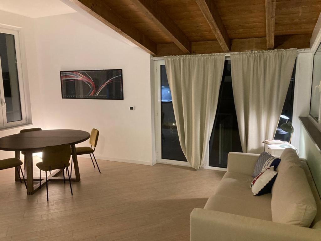 Appartamento Romantico Con Piscina Cervo Εξωτερικό φωτογραφία